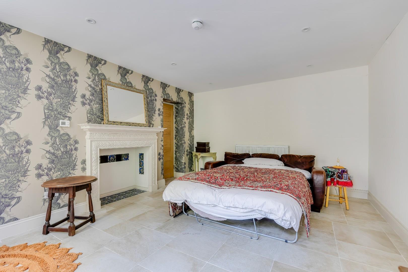 Pen Y Cae, Beach Lane, Penarth, CF64 1AN